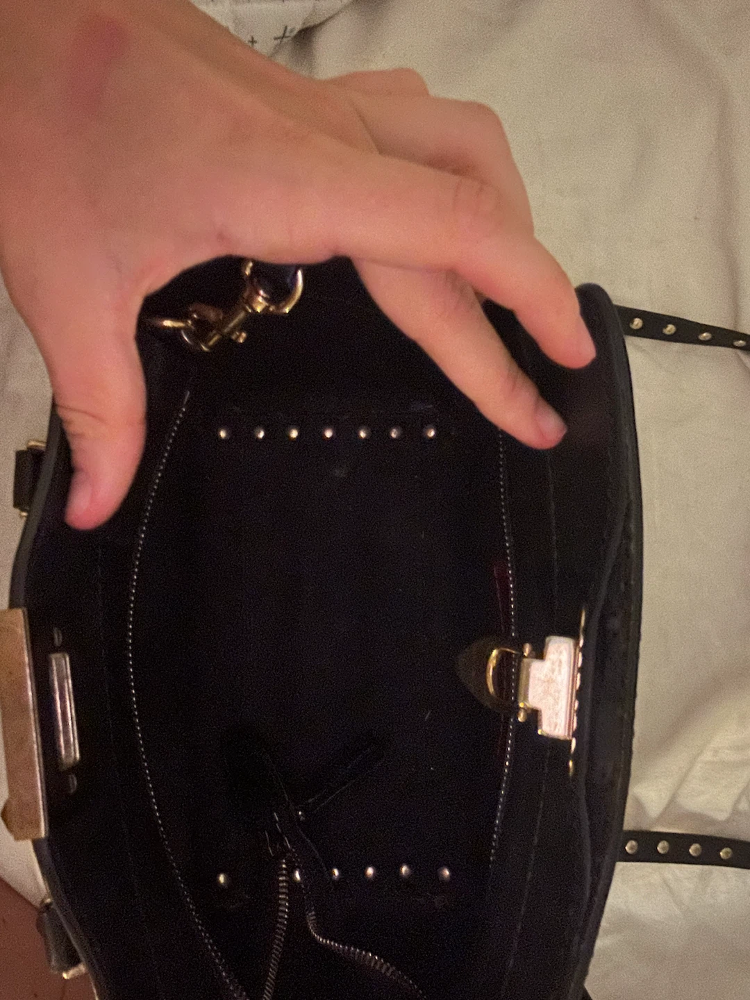 Valentino Garavani Rockstud Black Leather Shoulder Bag - photo 3