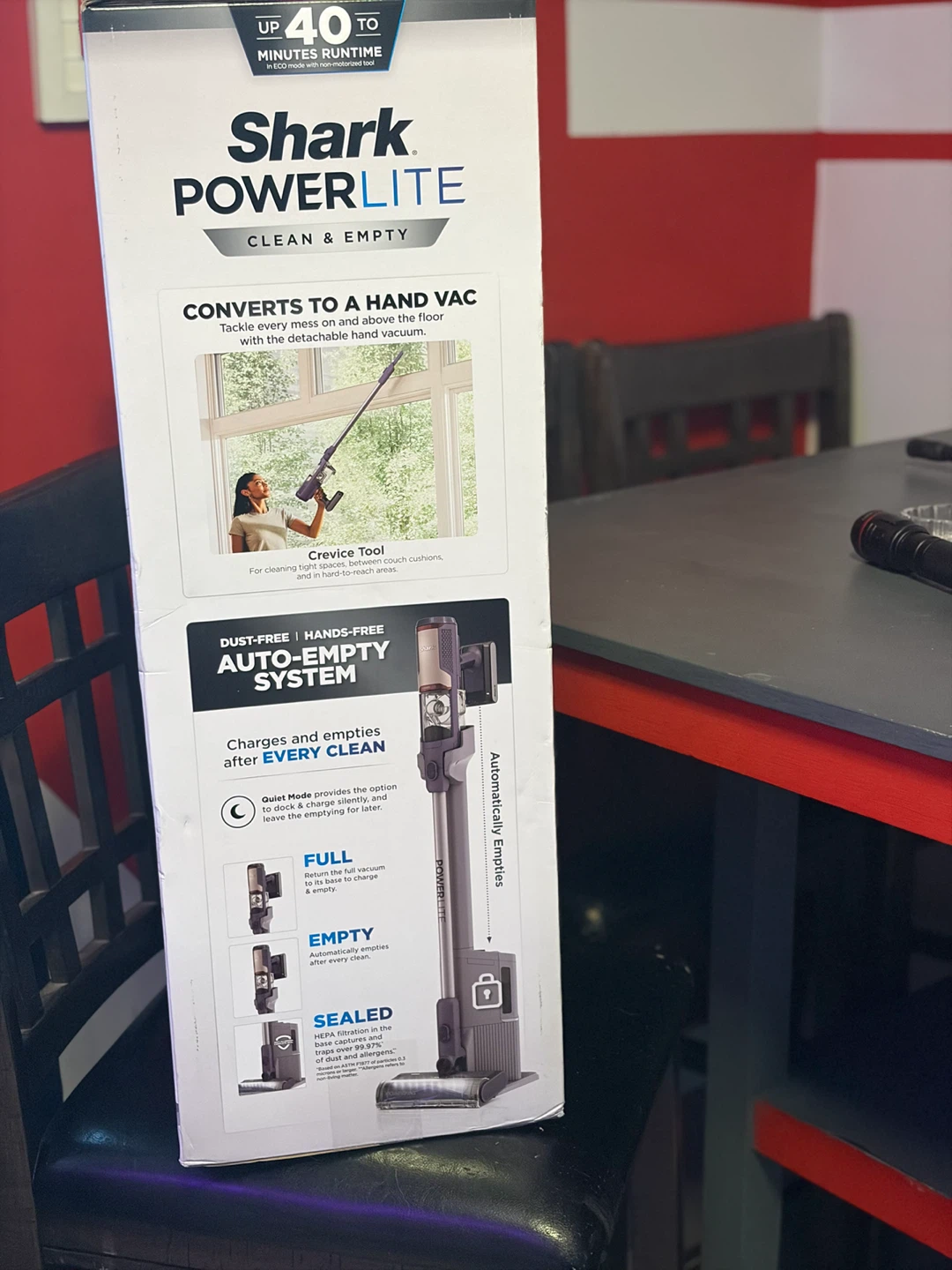 Shark PowerFins Cordless Stick Vacuum - photo 2