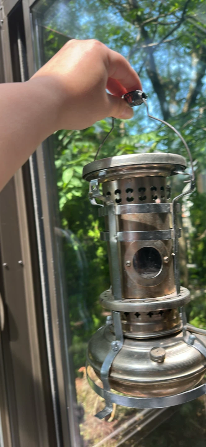 Vintage Kerosene Heater Lantern - photo 3