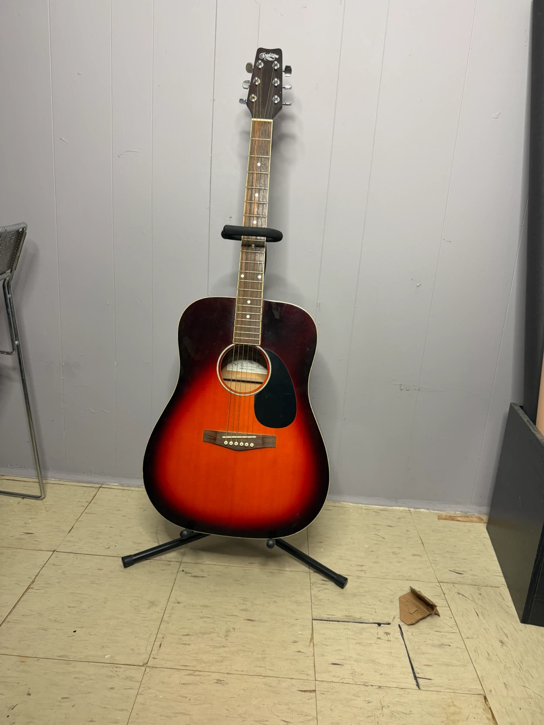 Tradition Acoustic Guitar - photo 2