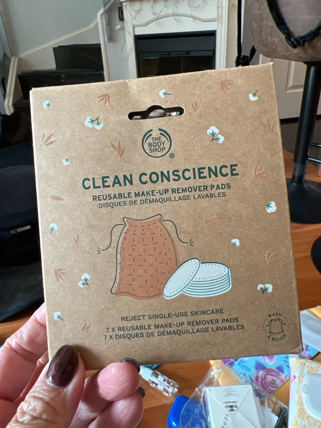 NEW UNUSED The Body Shop Reusable Make-Up Remover Pads
