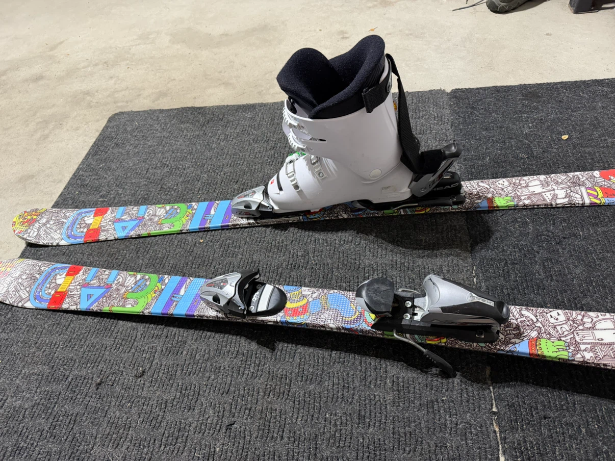 Head Skis with Boots - photo 3