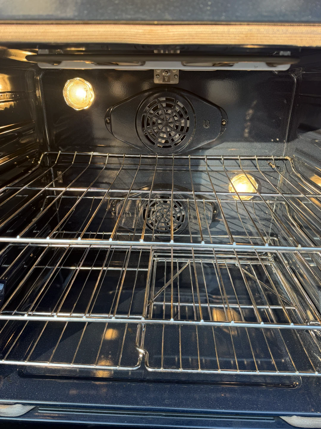 Samsung Electric Range with Oven - photo 4