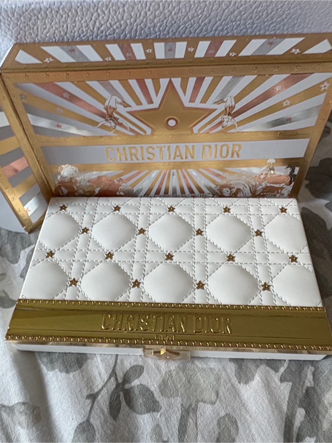 Christian Dior Palette LE Circus  Couture Makeup Palette - photo 5