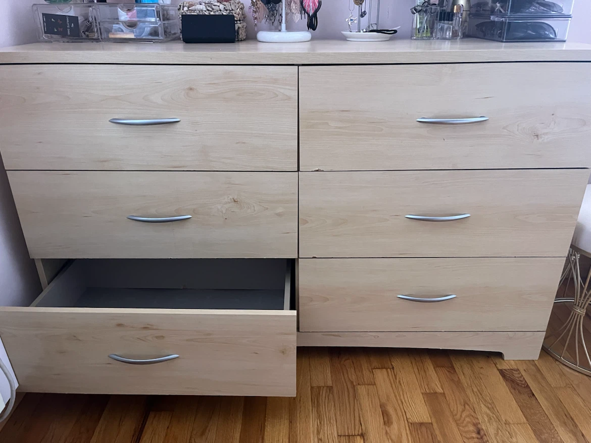 Light Wood 6-Drawer Dresser - photo 3