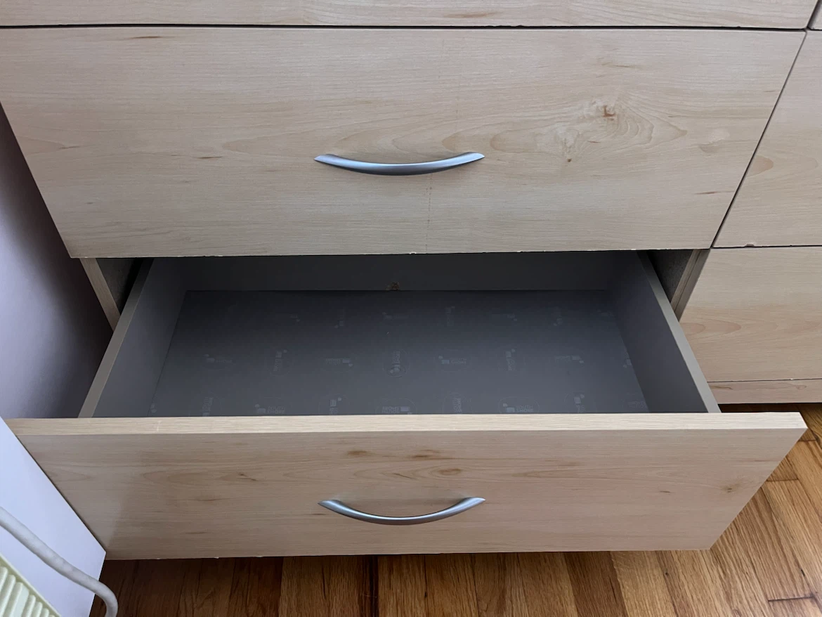 Light Wood 6-Drawer Dresser - photo 4