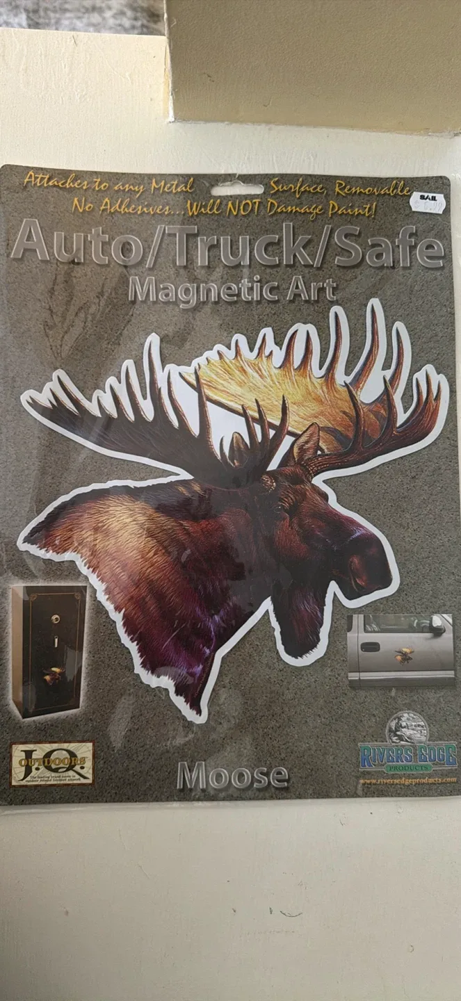 Rivers Edge Products Moose Auto/Truck/Safe Magnetic Art