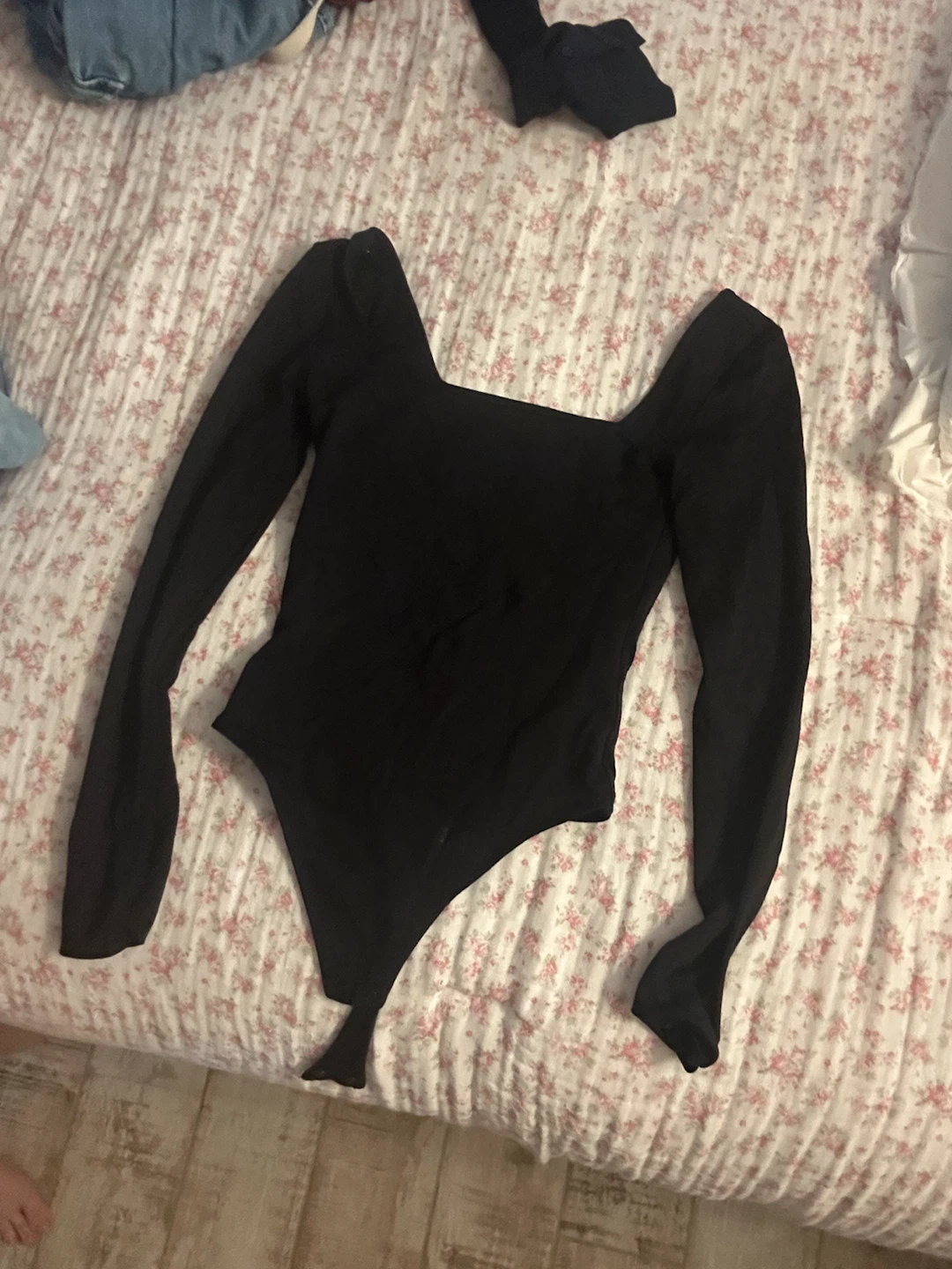 Artiza Black Long Sleeve Bodysuit