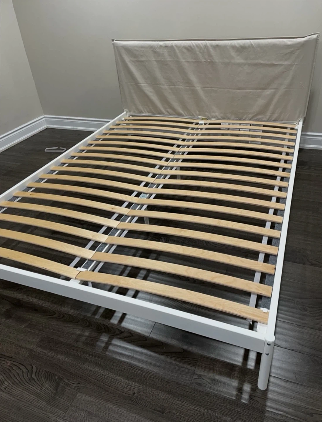 LAST SALE ! Queen bed frame - White Bed Frame