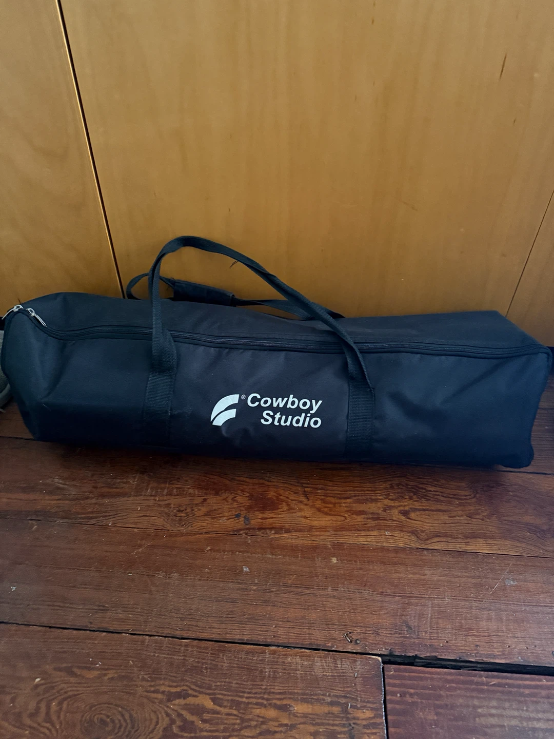 Cowboy Studio Lighting Kit with Umbrellas and Stands - photo 2