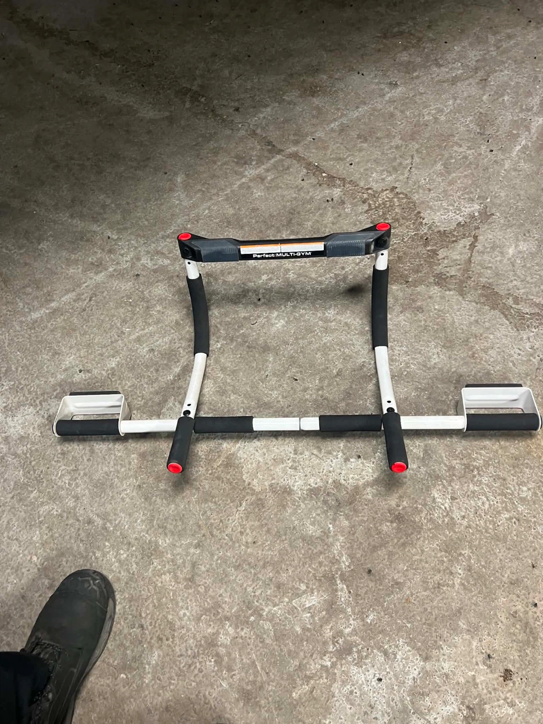 Perfect MULTI-GYM Doorway Pull-Up Bar