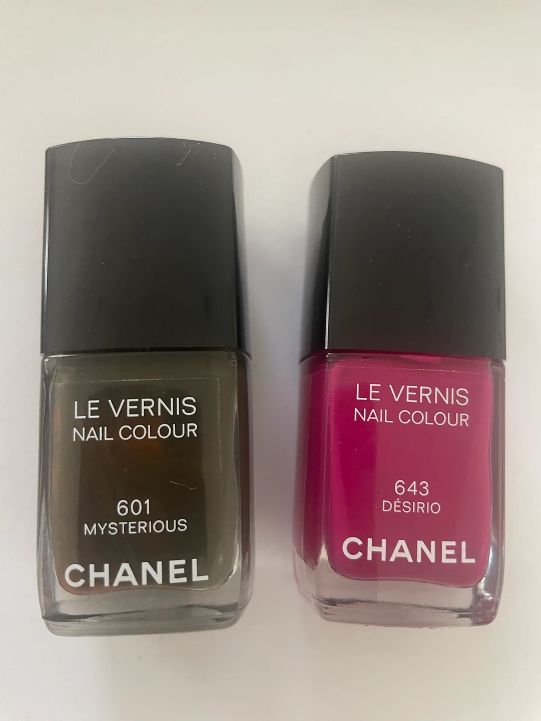 Chanel Le Vernis Nail Colour Lot - Mysterious & Desirio - photo 2