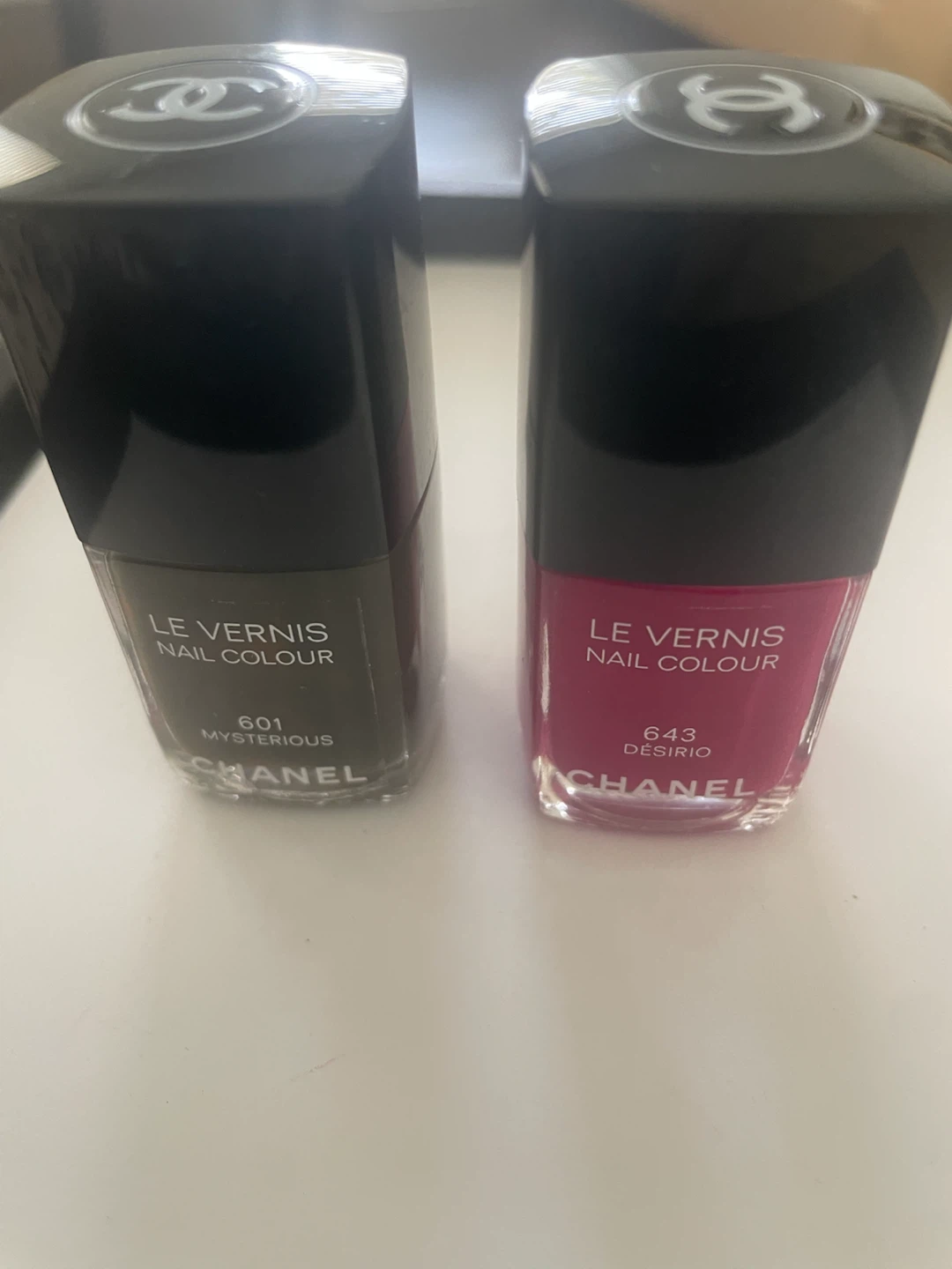 Chanel Le Vernis Nail Colour Lot - Mysterious & Desirio - photo 5