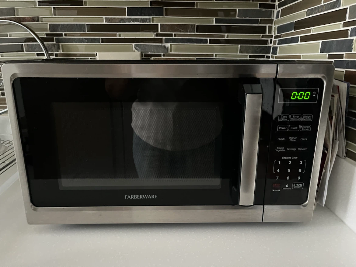 Farberware Microwave Oven 900 Watts
