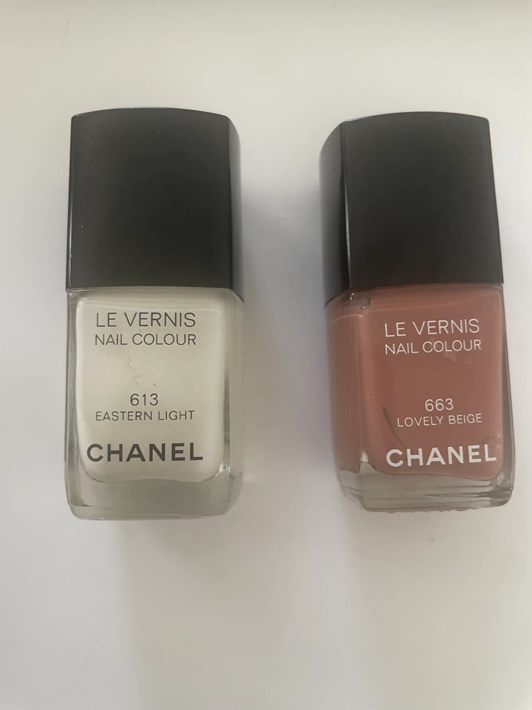 Chanel Le Vernis Nail Colour Duo - Eastern Light & Lovely Beige