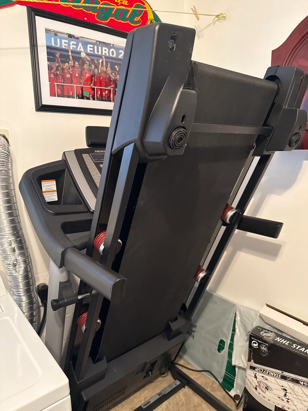 Treadmill - photo 3