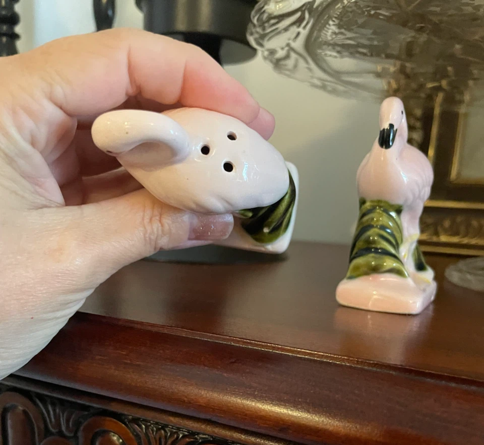Vintage Pink Flamingo Salt and Pepper Shakers - photo 2