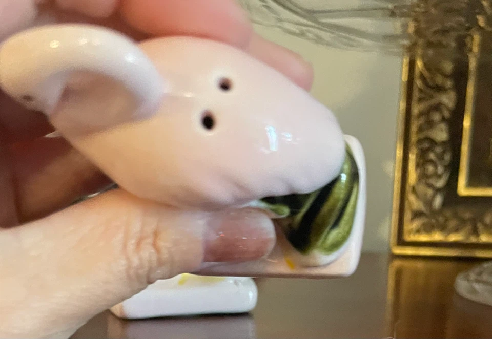Vintage Pink Flamingo Salt and Pepper Shakers - photo 3