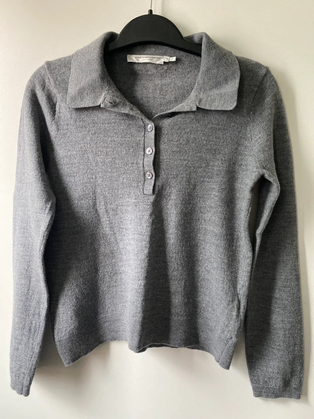 CONTEMPORAINE PAR SIMONE Grey Collared Knit Sweater