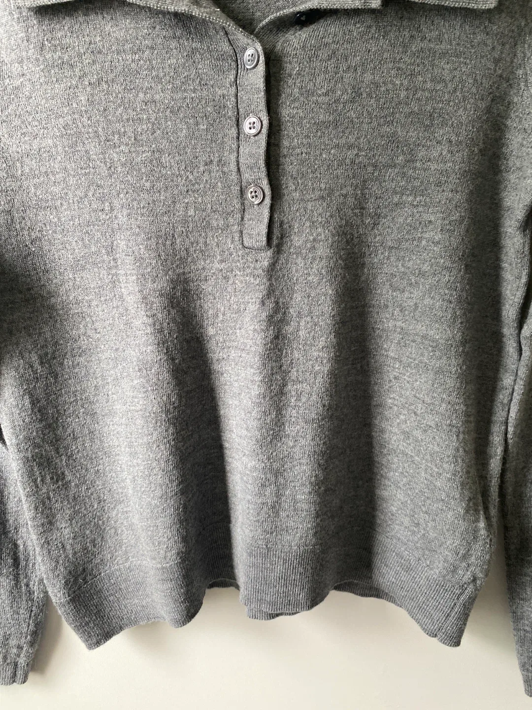 CONTEMPORAINE PAR SIMONE Grey Collared Knit Sweater - photo 4