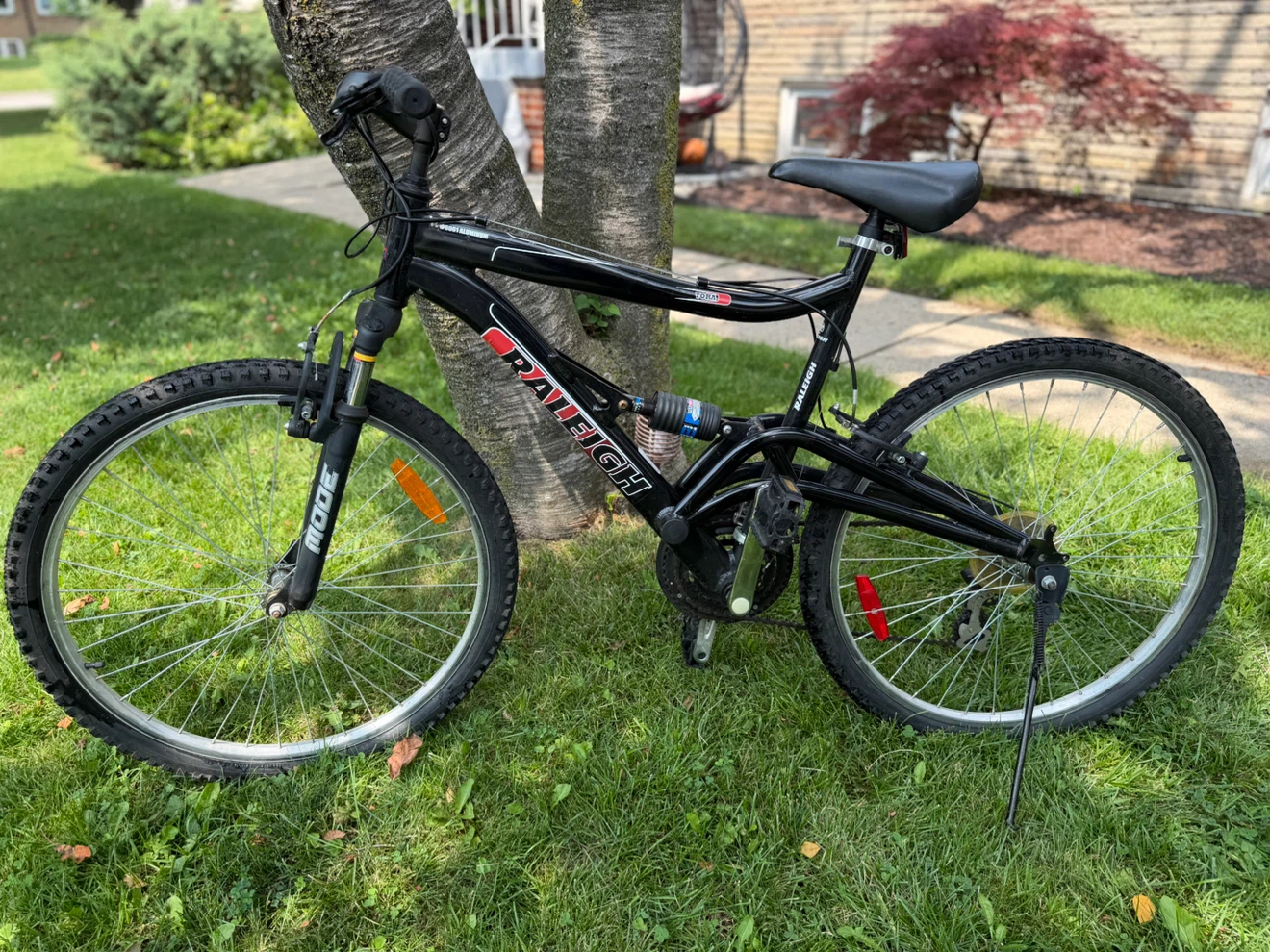 Raleigh Full Suspension Mountain Bike