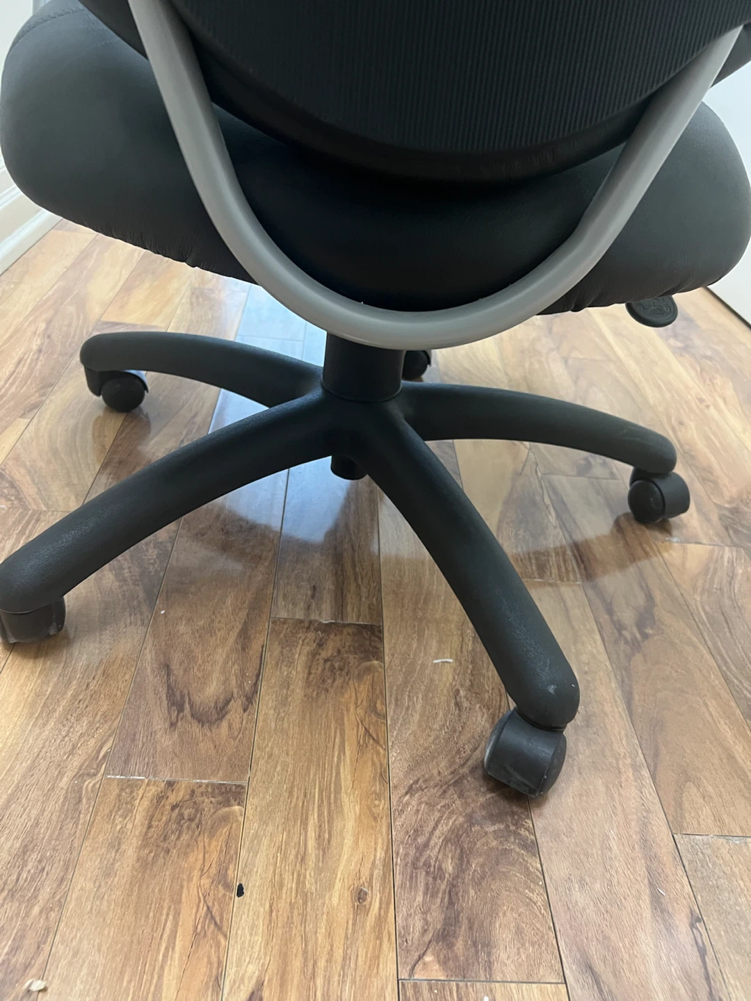 Black Ergonomic Office Chair - photo 4