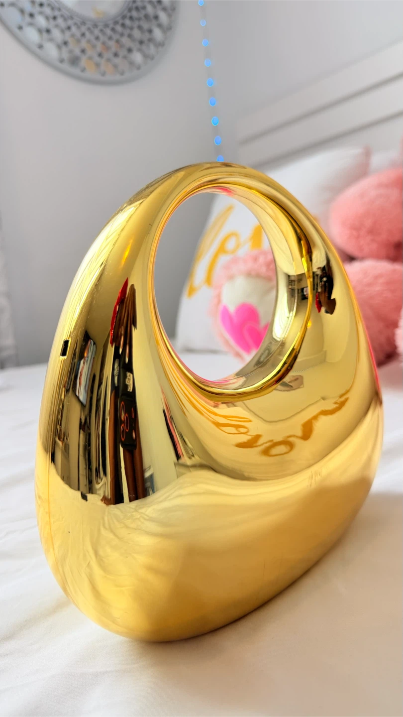 Shiny Gold Unique Shaped Handbag - photo 3