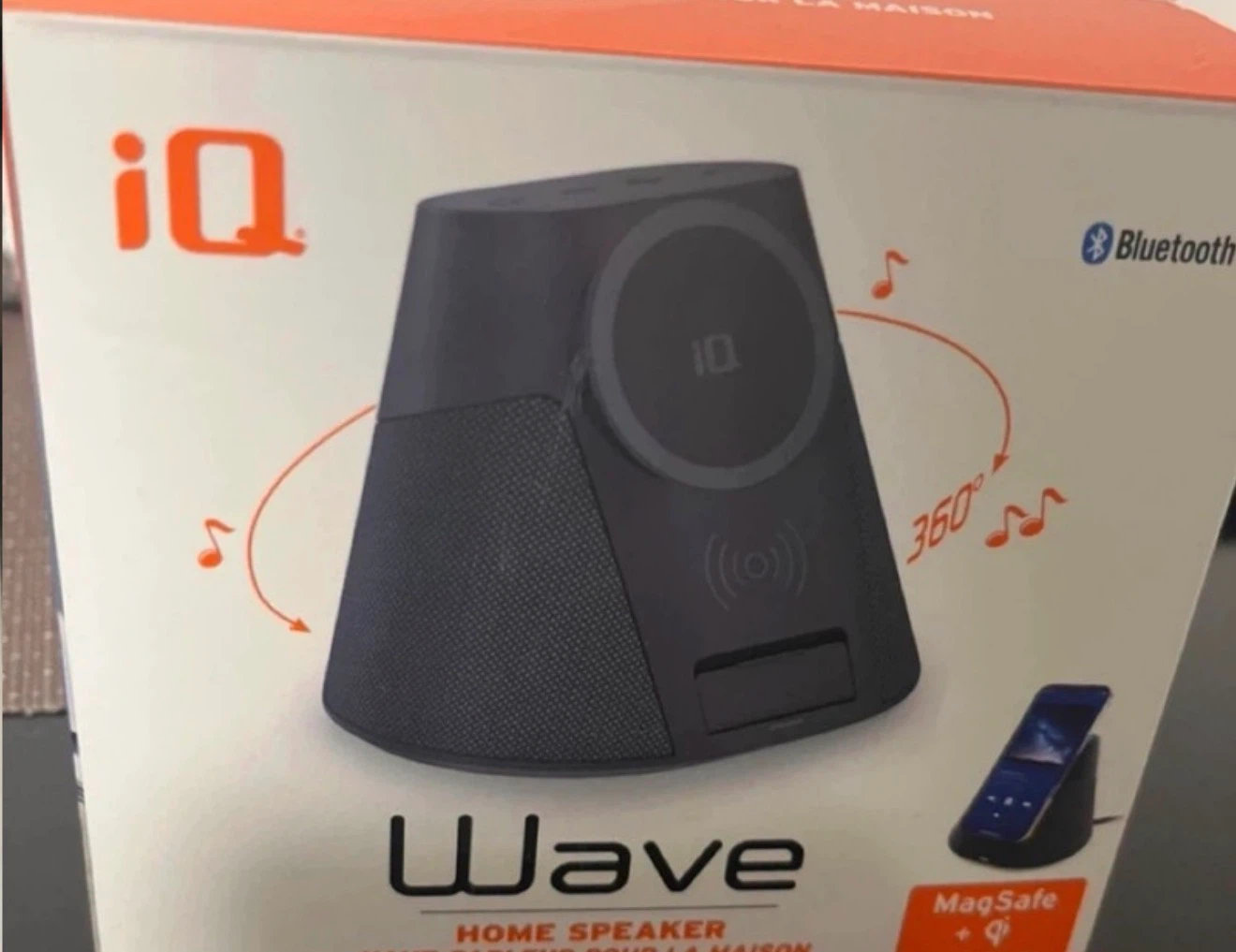 iQ Wave Home Speaker with MagSafe Charger - photo 3