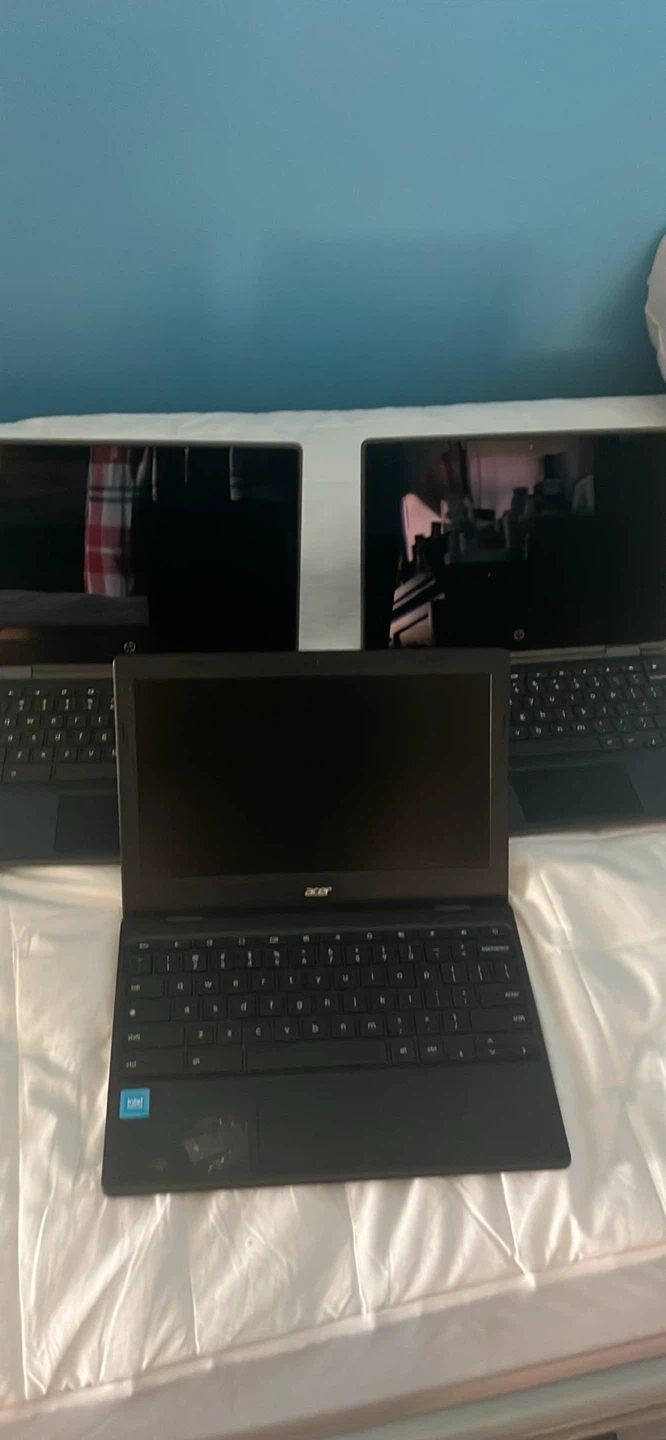 3 Chromebook Laptop Touchscreen