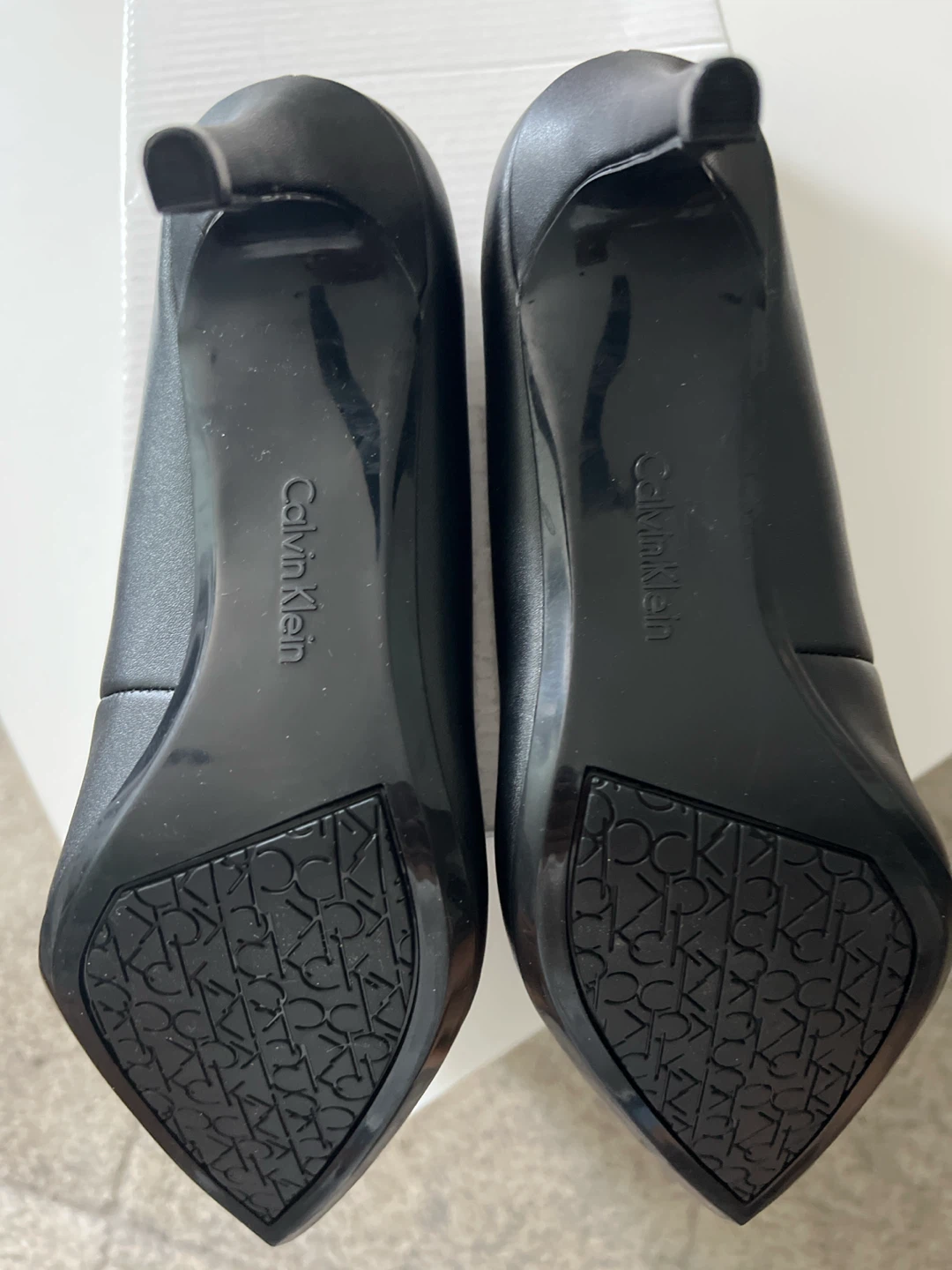 Calvin Klein Black Heels - photo 5