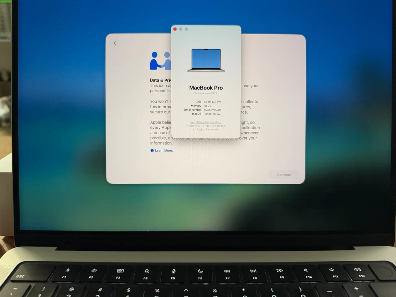 Apple MacBook Pro, M3 pro, 18GB - photo 2
