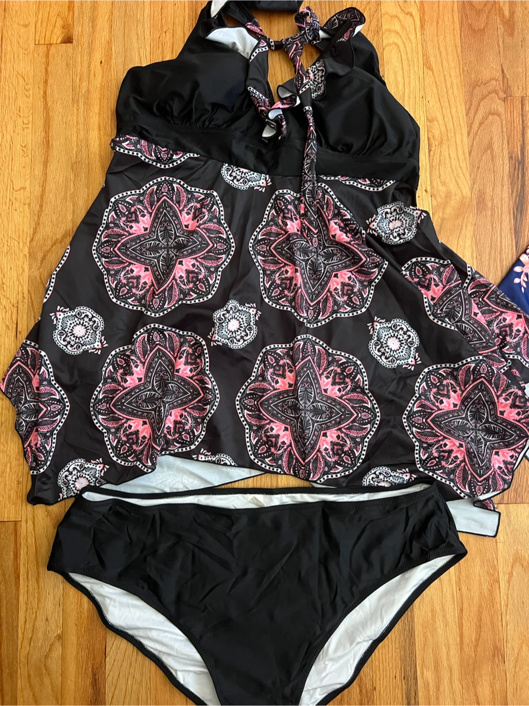 Women's Swimsuit Tankini Set - photo 3