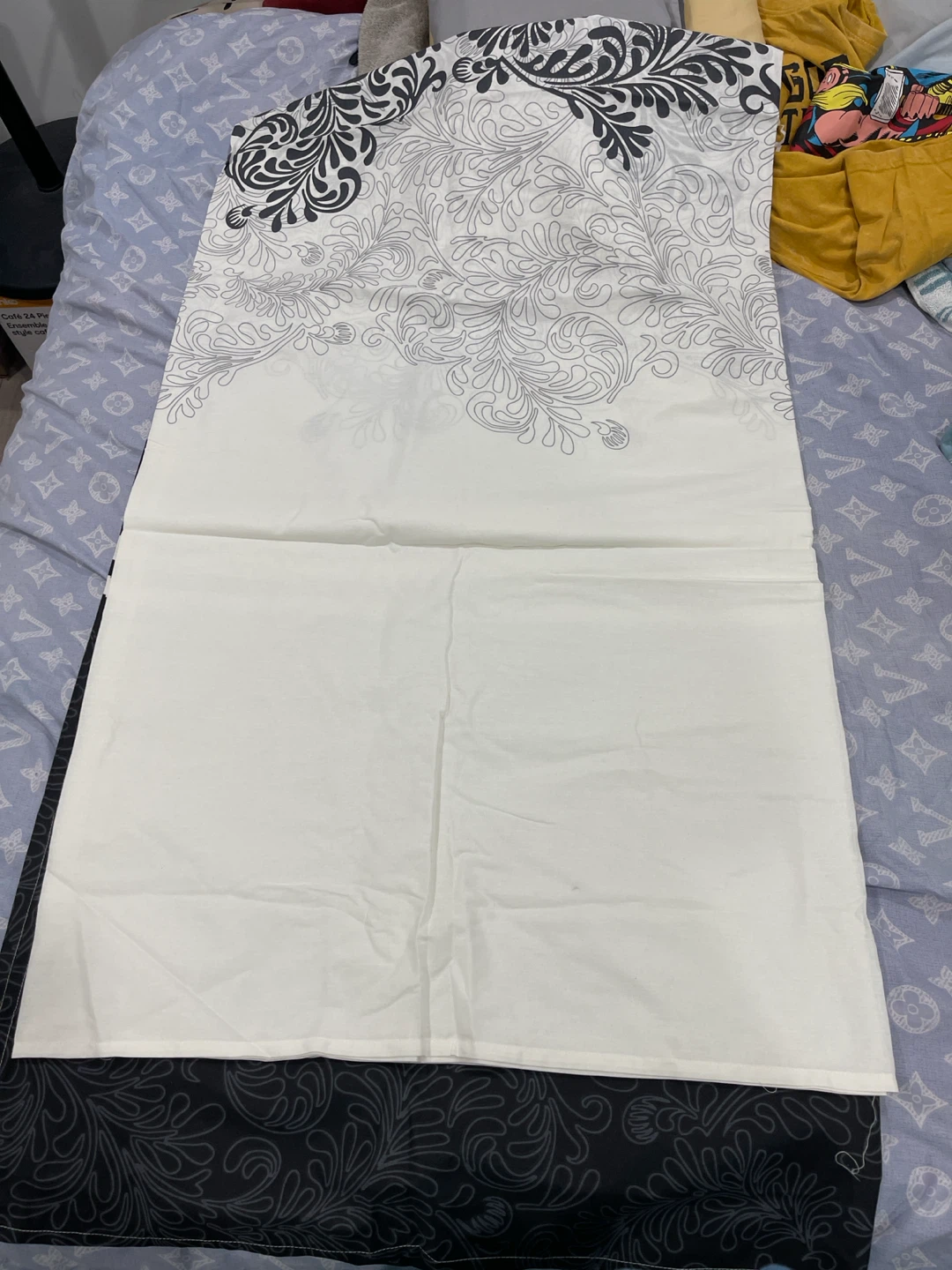 Decorative Fabric Bed Sheet - photo 3