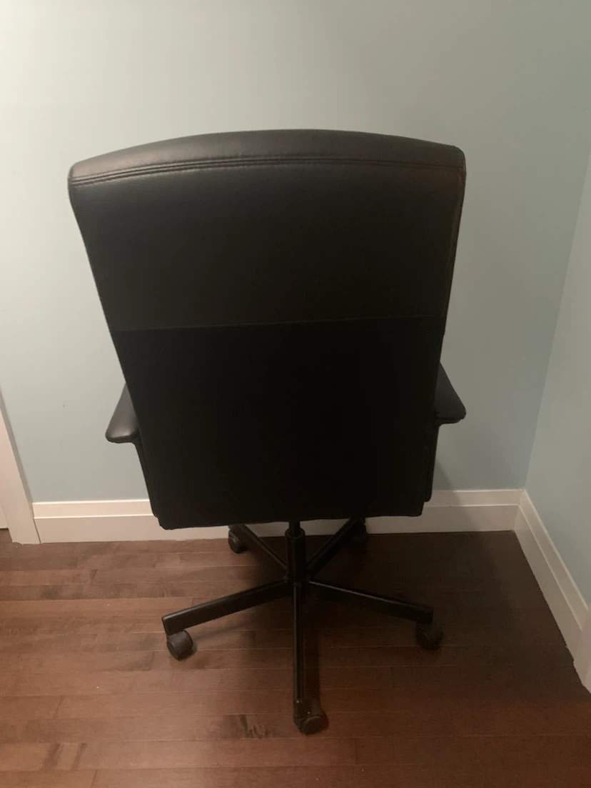 Black Office Chair - photo 2