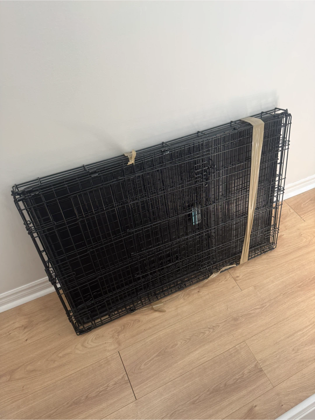 Black Metal Dog Crate