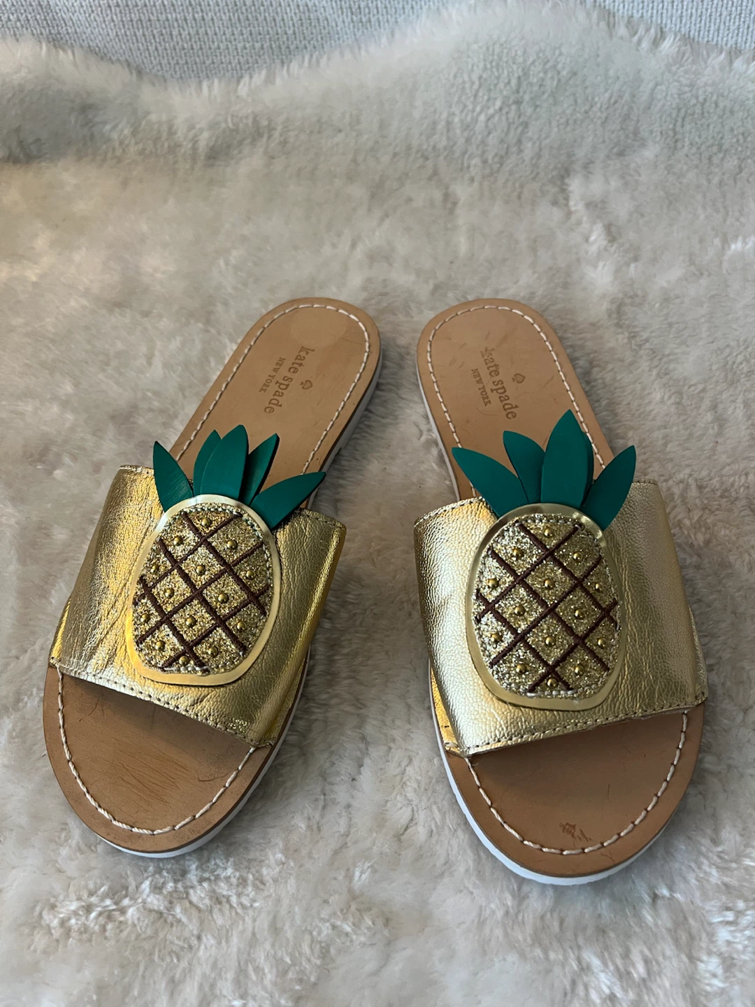 Kate Spade Gold Pineapple Sandals Size 6M
