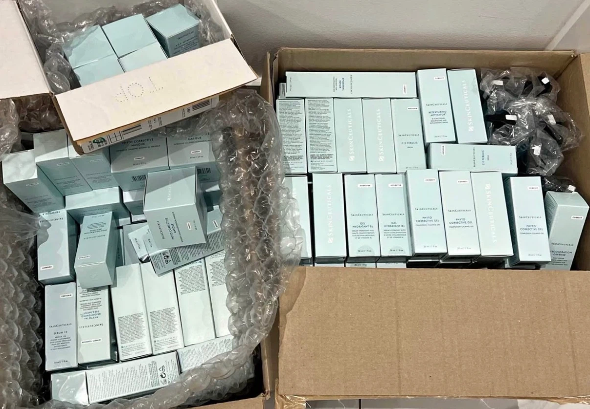 50% OFF SkinCeuticals – Authentic MESSAGE FOR OFFERs - photo 2