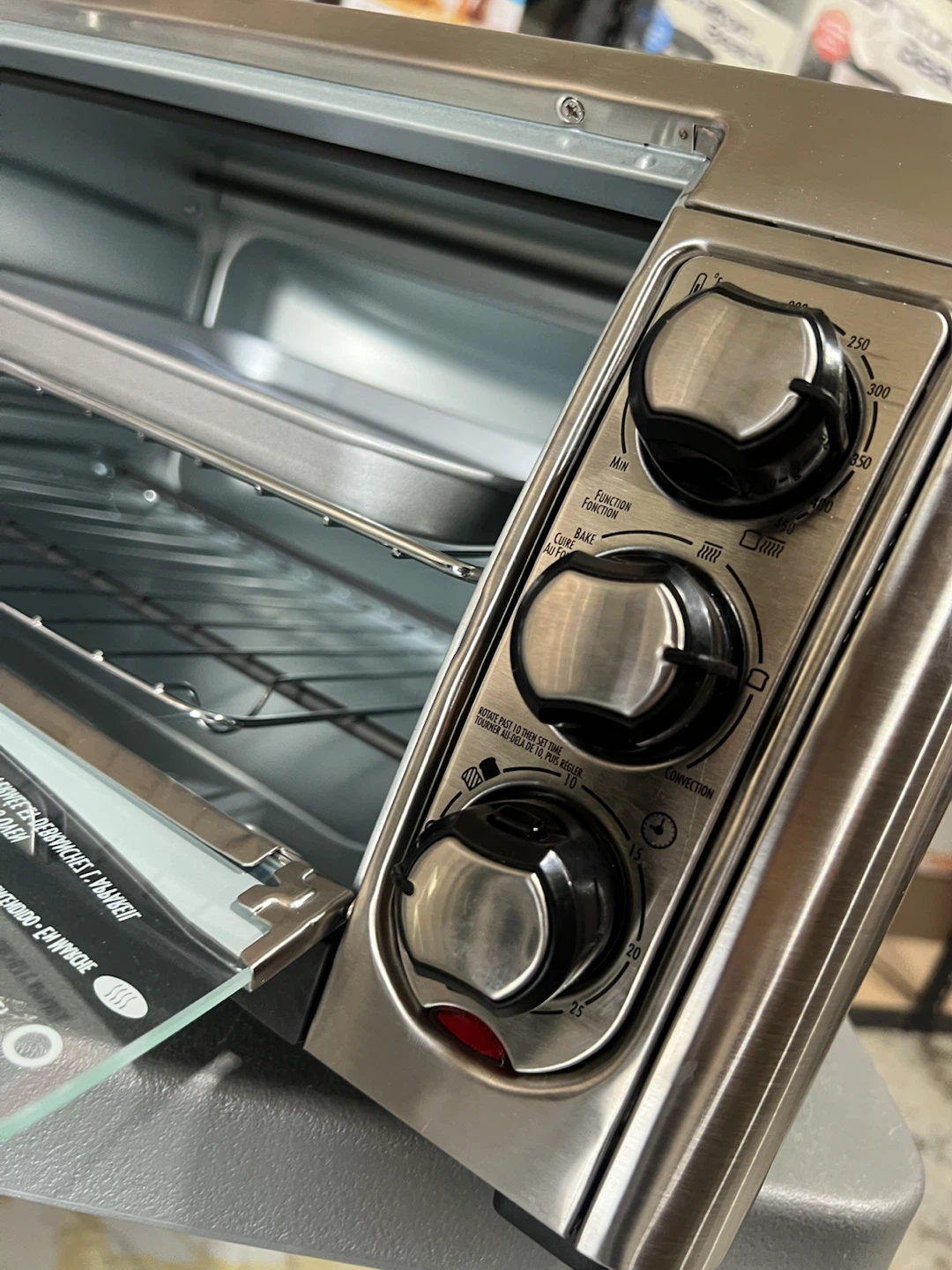 Hamilton Beach 6 Slice Stainless Steel Convection Toaster Oven - photo 4