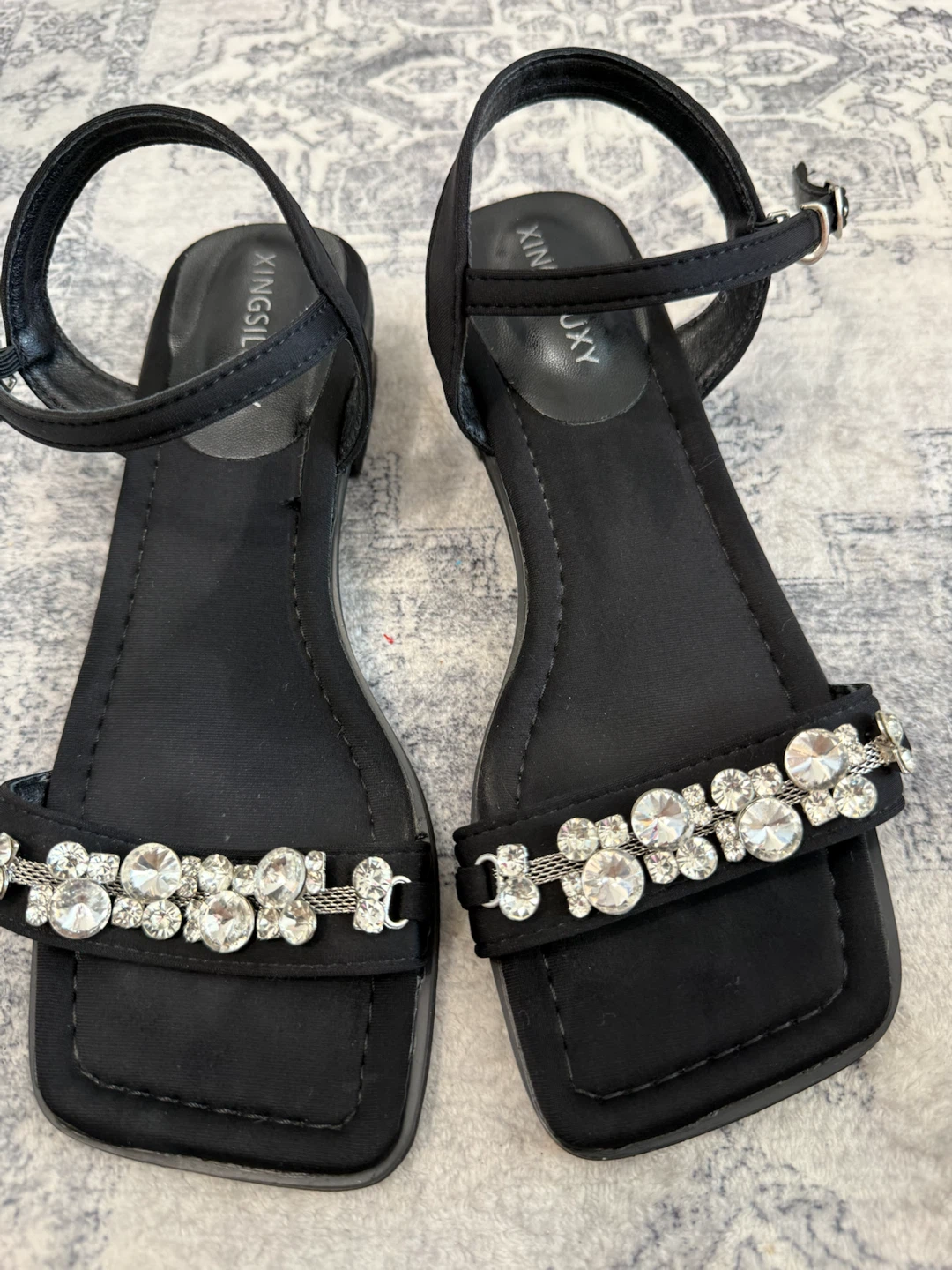 Black embellished flat sandals - KINGSILUVY