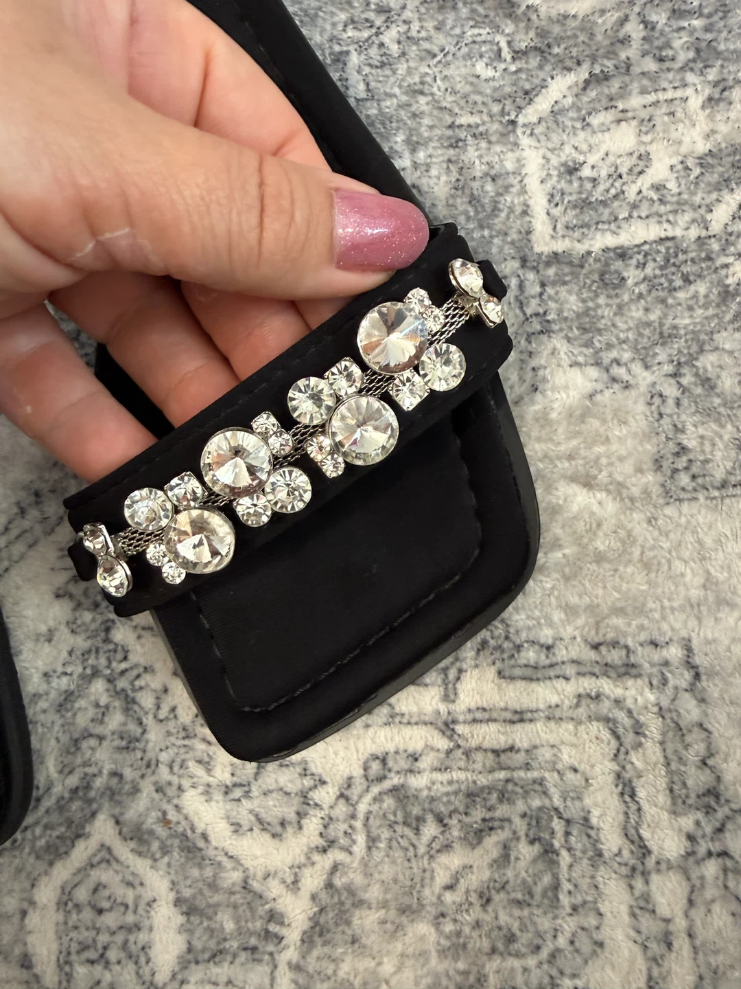 Black embellished flat sandals - KINGSILUVY - photo 5