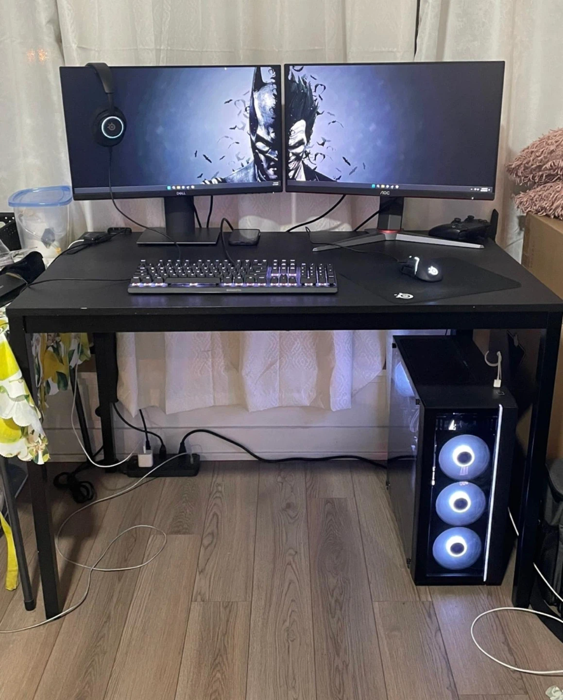 COMPUTER TABLE/DESK - photo 2