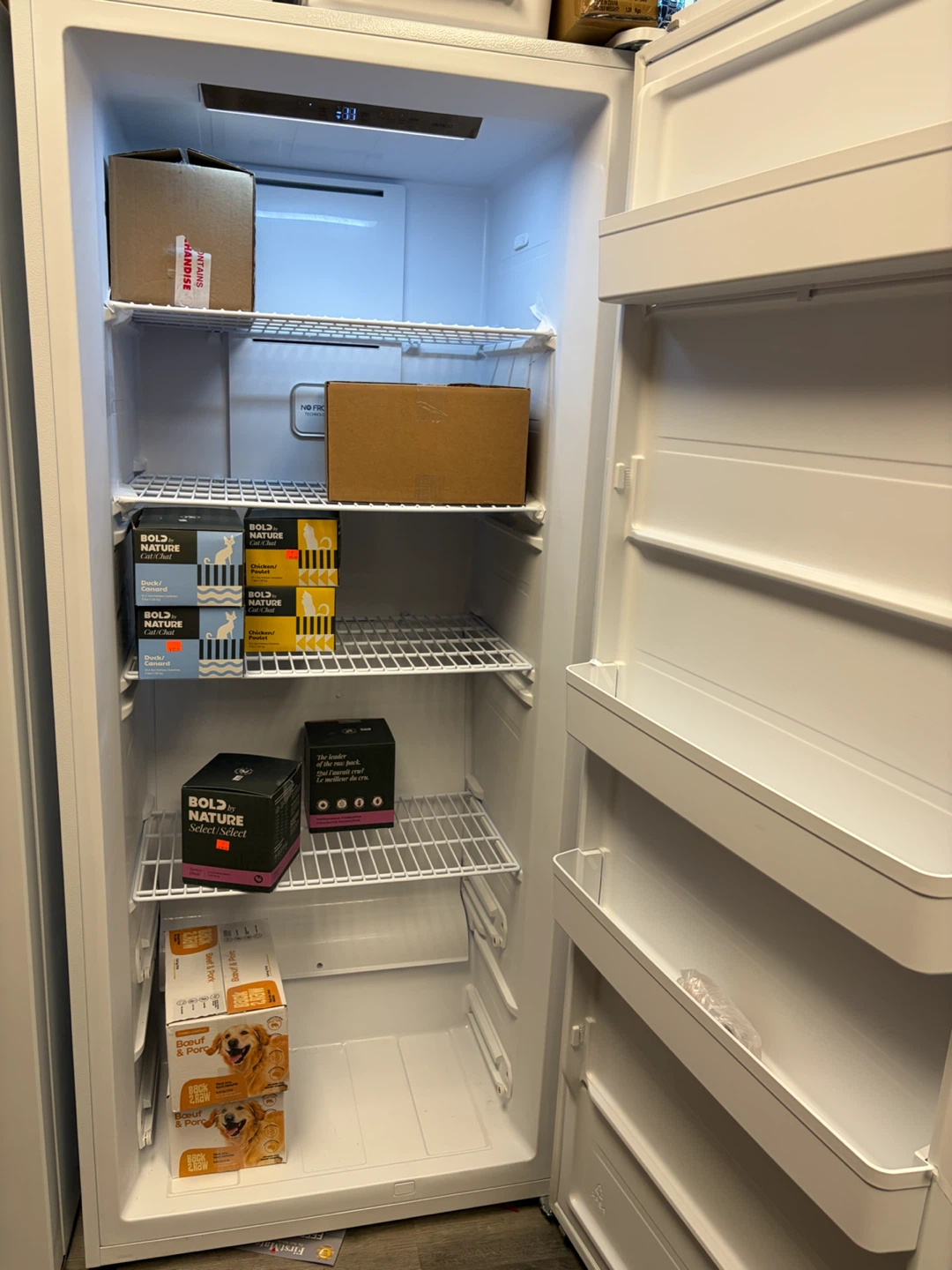 Costco Hisense convertible white fridge or freezer. - photo 2