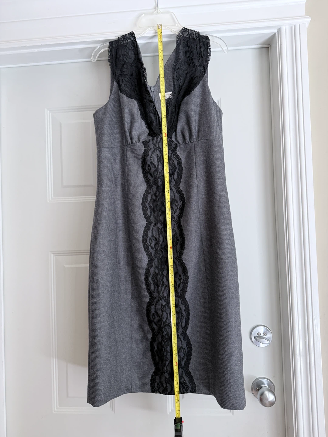 Valentino Grey Sheath Dress with Black Lace - photo 5