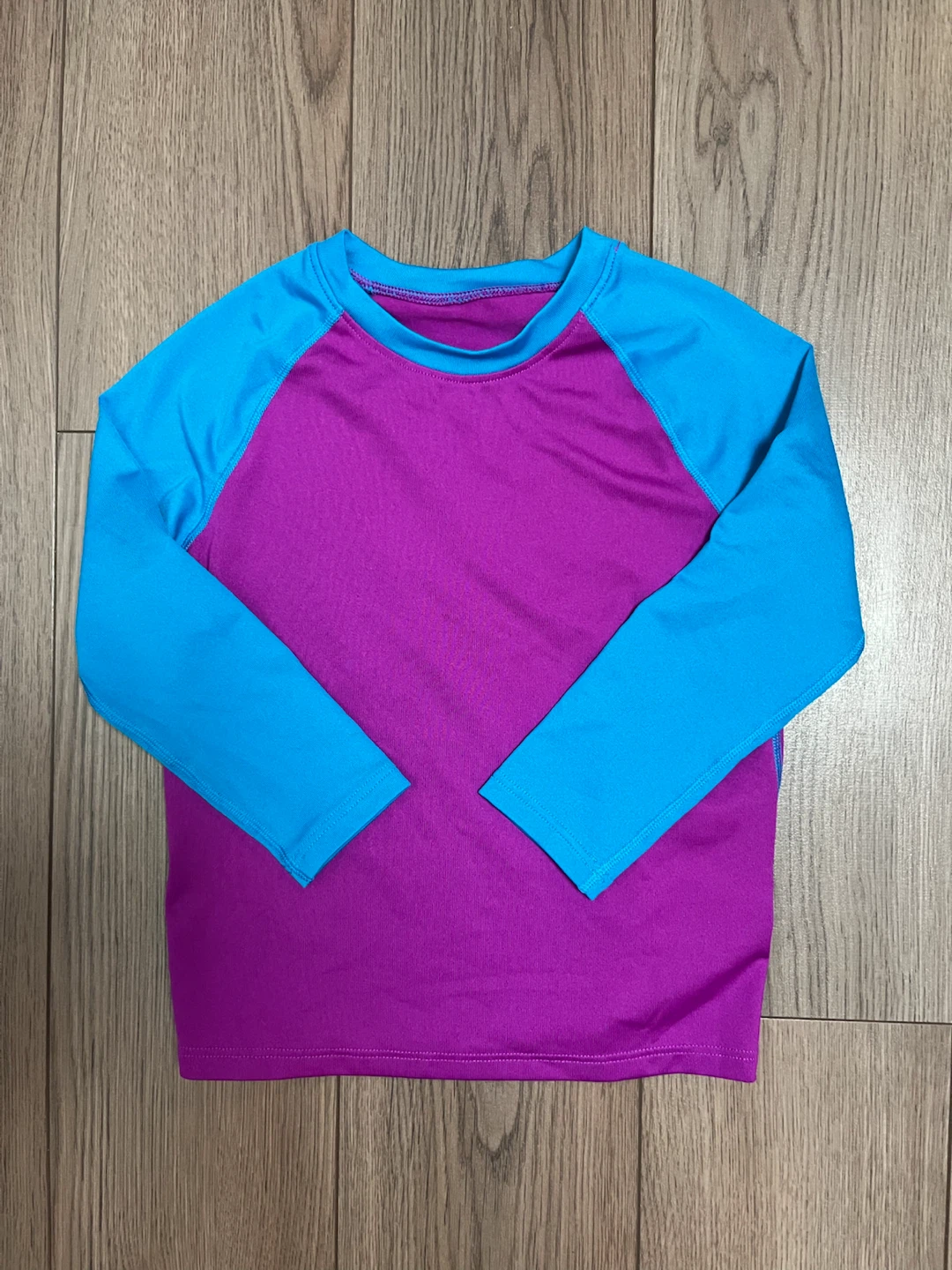 MEC Long Sleeve Rashguard Size 3