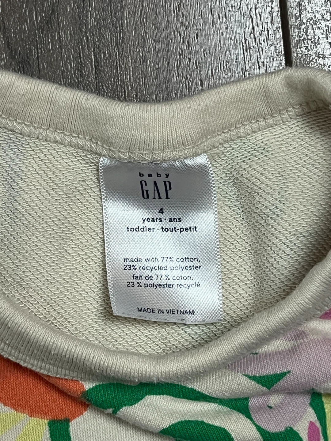 Baby Gap Toddler Floral Sweatshirt - Size 4 - photo 2