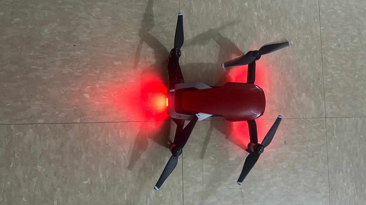 DJI Mavic Air Drone - photo 3