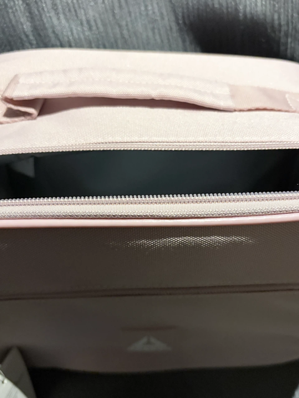 Reebok Cosmetic Bag - photo 3