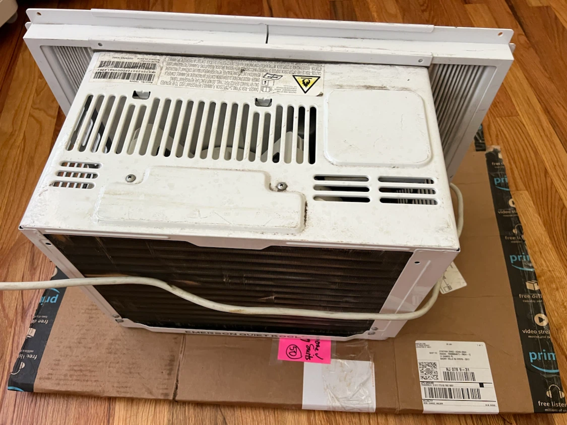 Emerson Quiet Kool Window Air Conditioner - photo 3