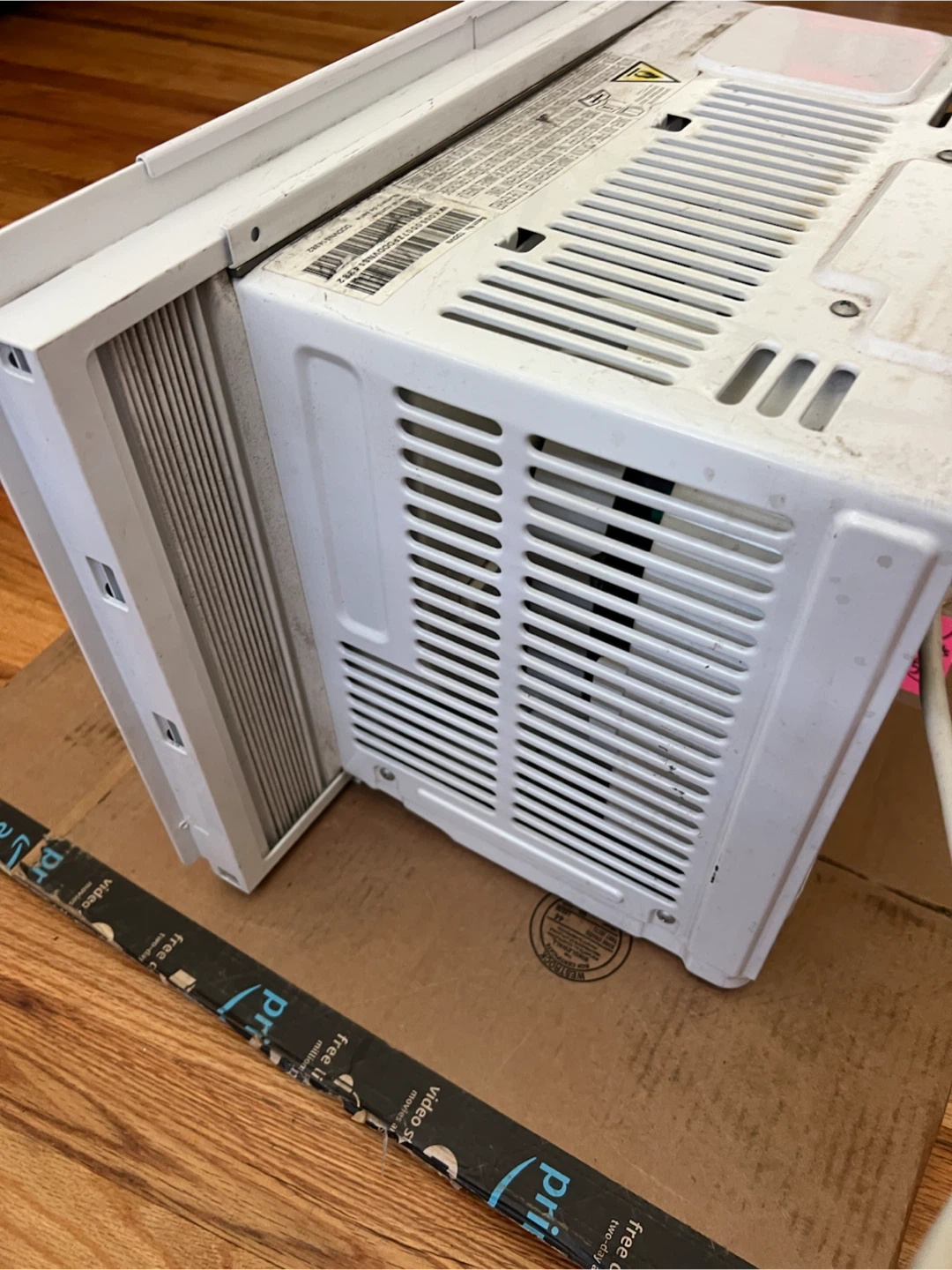 Emerson Quiet Kool Window Air Conditioner - photo 4