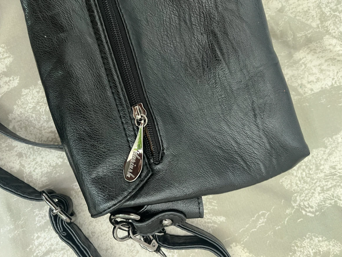 Black Quilted Flap Bag - photo 4